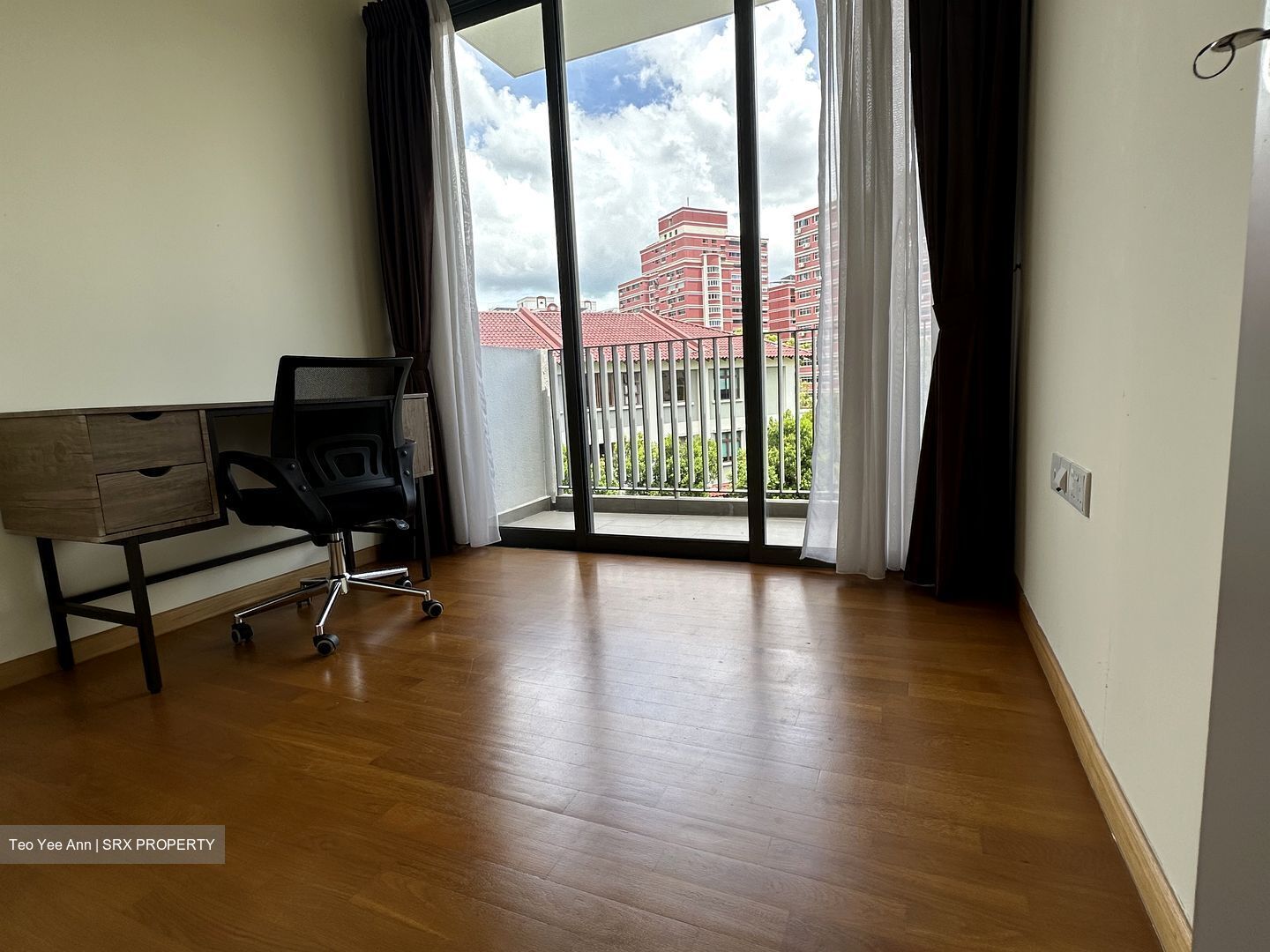 Stratum (D18), Condominium #447655811